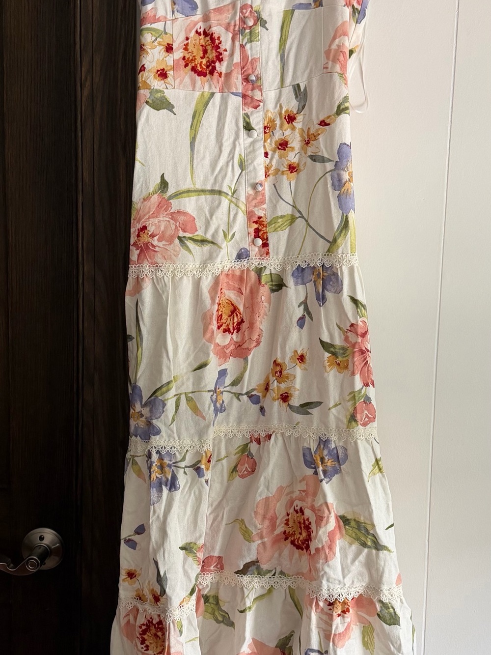 Vici Bloom Whisper Floral Midi Dress